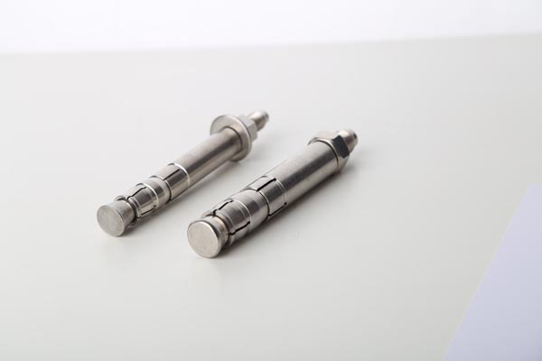 后扩底锚栓国内“新标准”，施邦这波神操作...