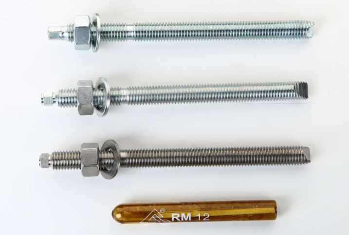 高强化学锚栓施工工艺