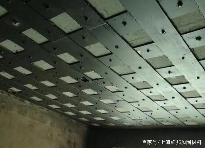 粘贴钢板与粘贴碳纤维布，谁强谁弱?