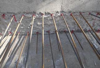 老师傅透露：植筋胶加固，为什么要一边旋转一边植入钢筋？